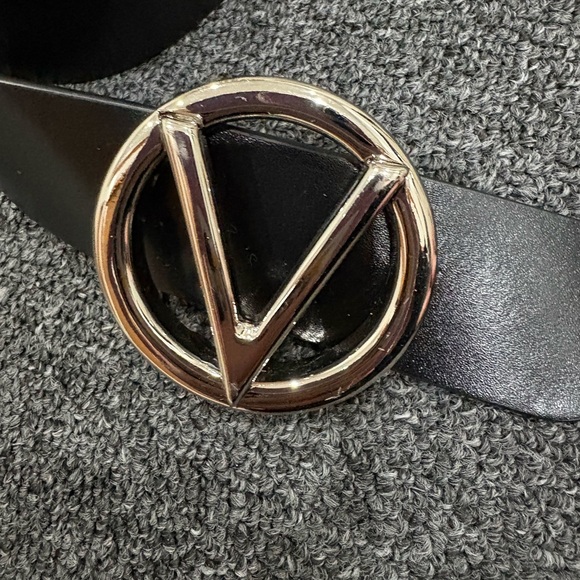 Valentino Black Leather Belt with Silver V Logo Buckle - Picture 3 of 8